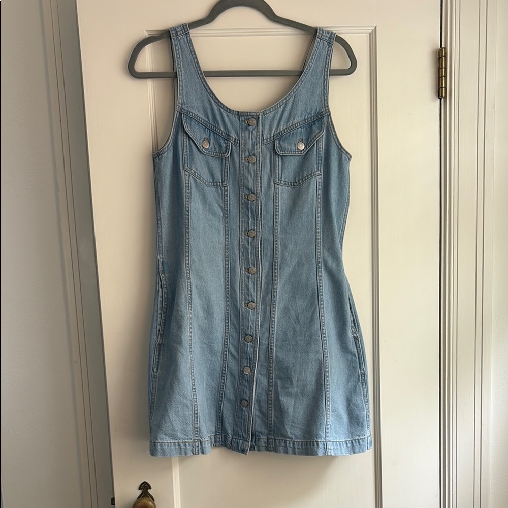Madewell size 8 Denim Button-Down Dress
